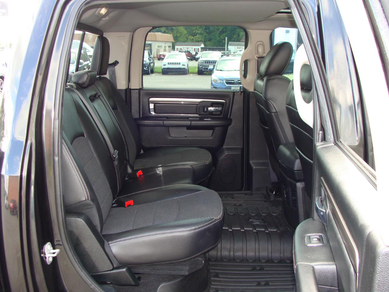 RAM 1500 Night 4x4 Crew Cab 5'7" Box *Ltd Avail* 2018