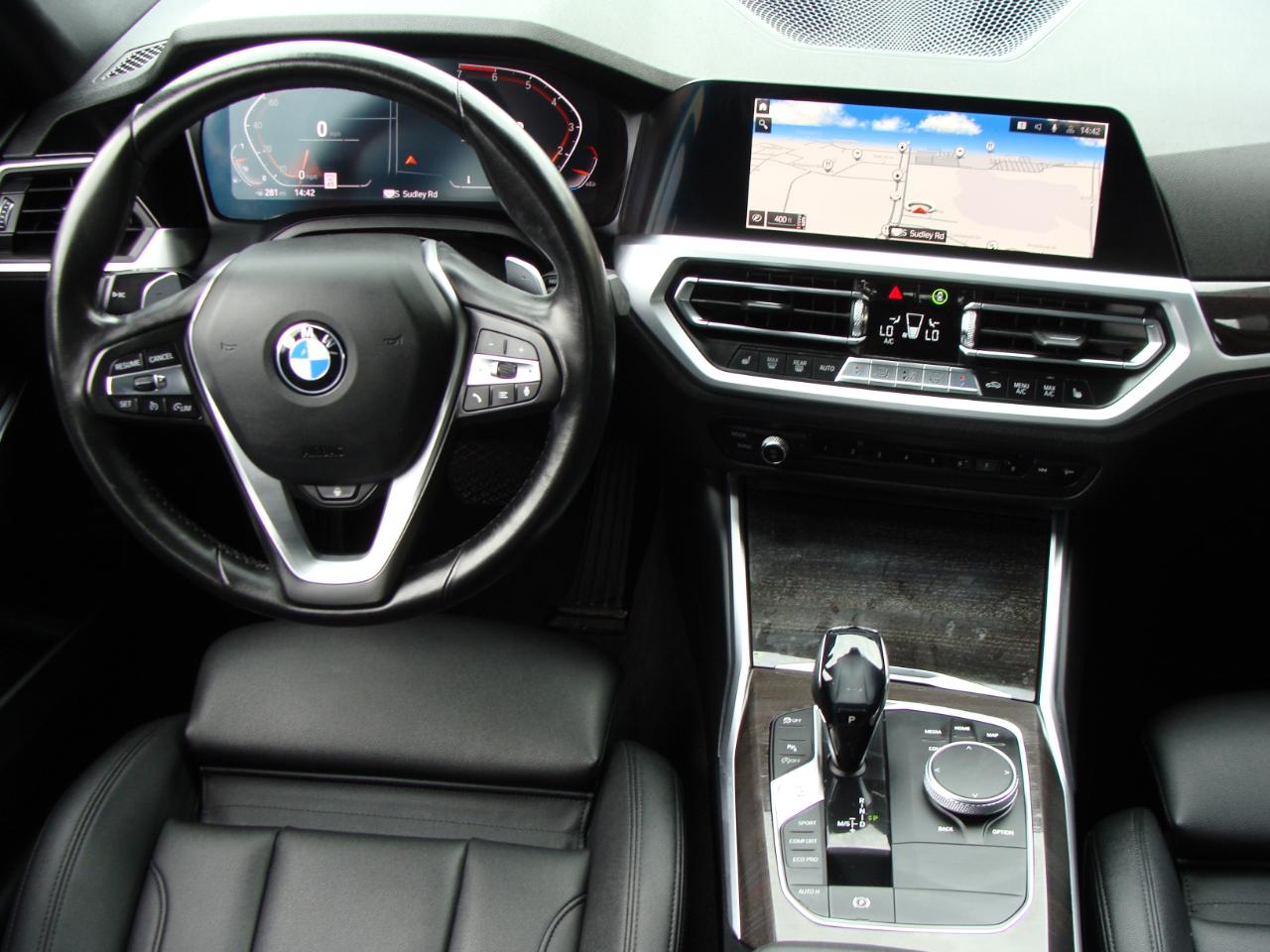 BMW 3 Series 330i xDrive Sedan 2019