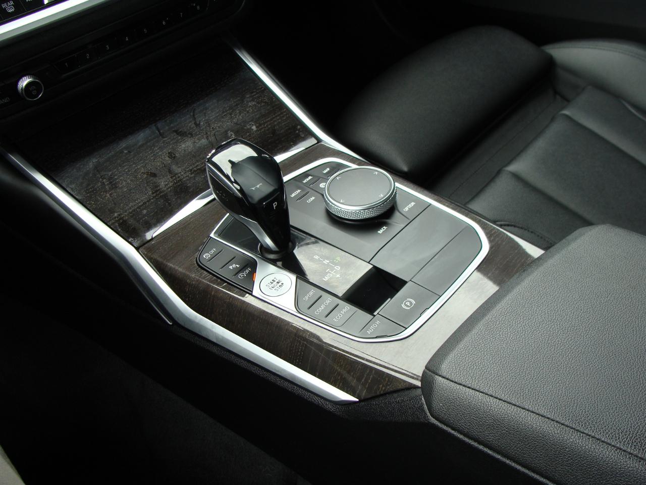 BMW 3 Series 330i xDrive Sedan 2019