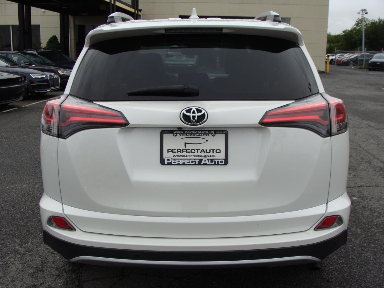 Toyota RAV4 AWD 4dr Limited (Natl) 2016
