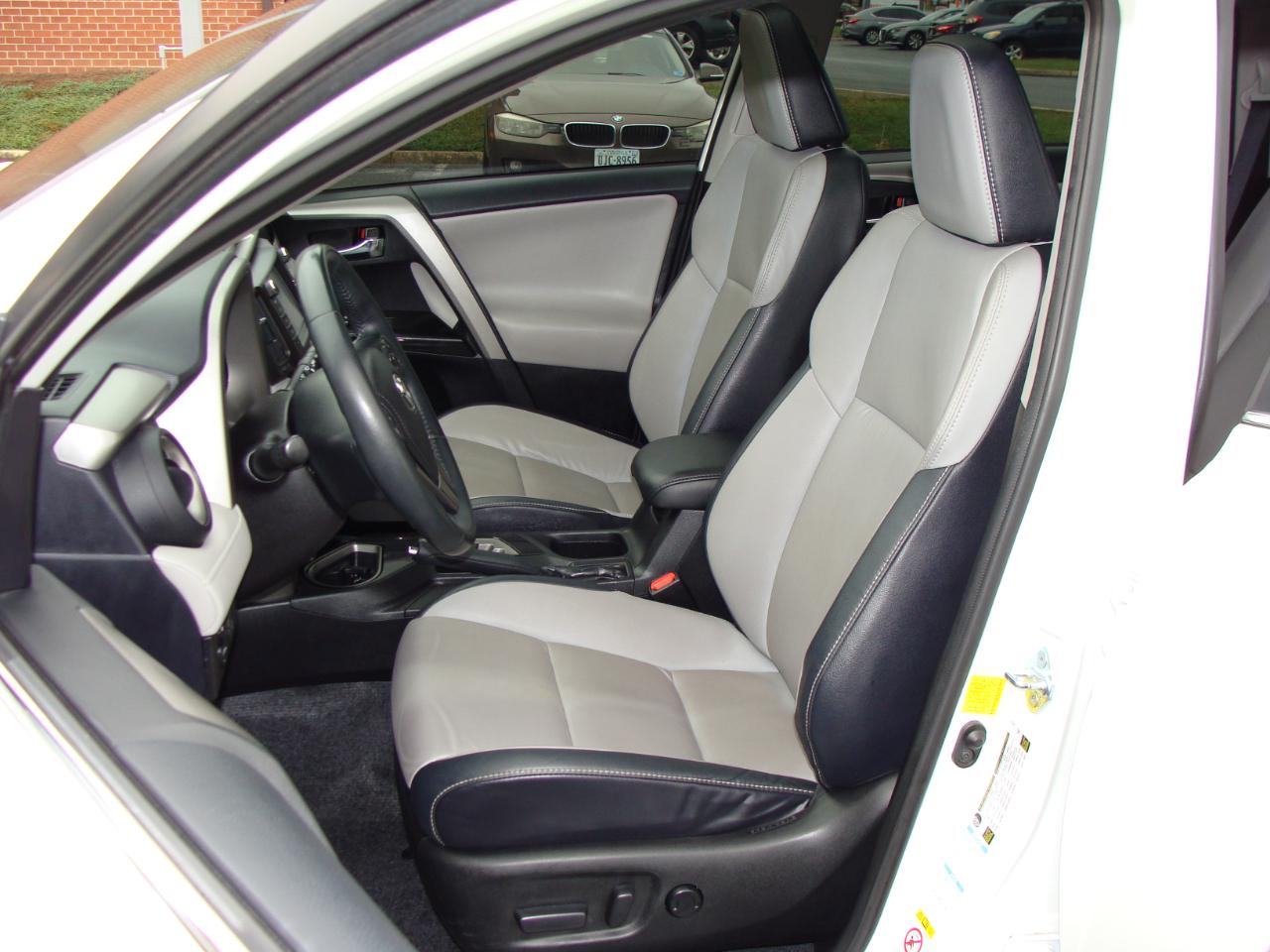 Toyota RAV4 AWD 4dr Limited (Natl) 2016