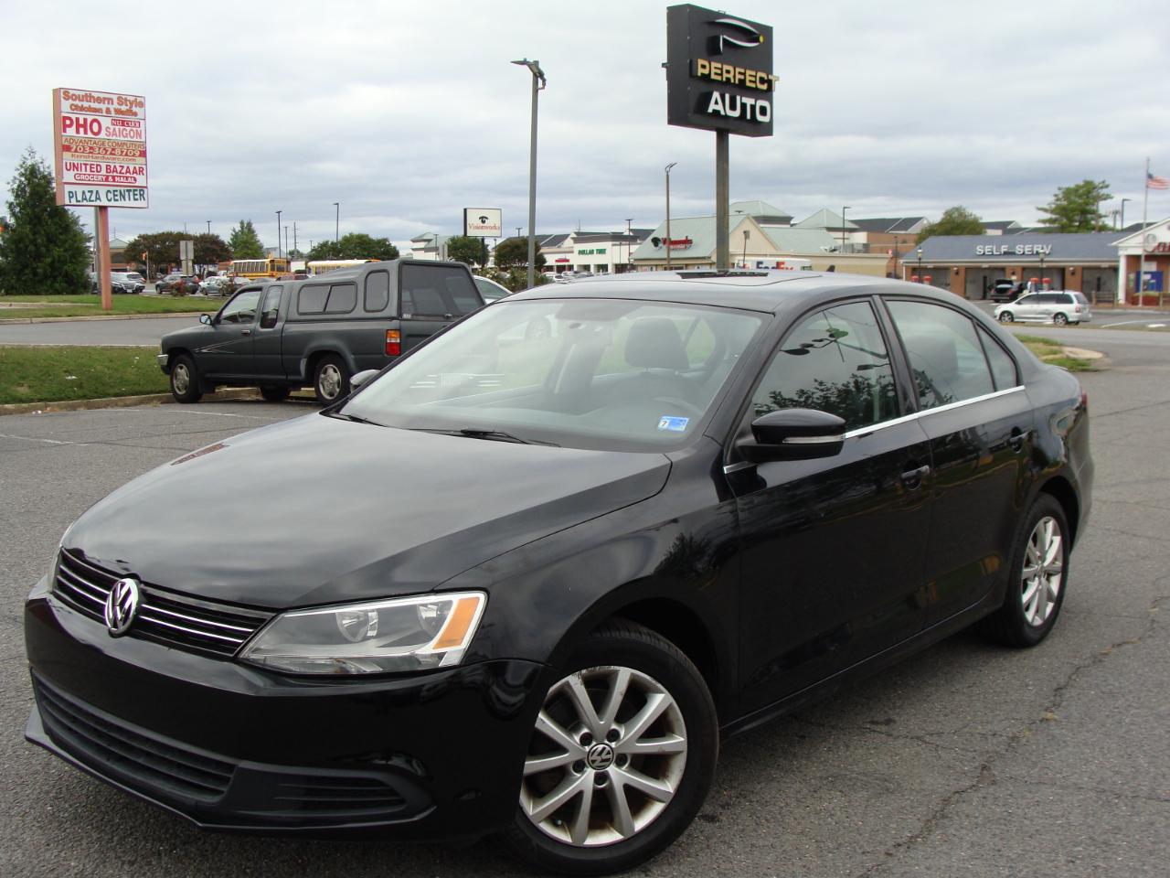 Volkswagen Jetta Sedan 4dr Auto SE PZEV 2013