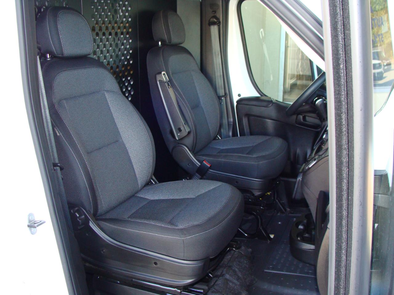 RAM ProMaster Cargo Van Tradesman 2500 Low Roof 136" WB w/Pass Seat 2025