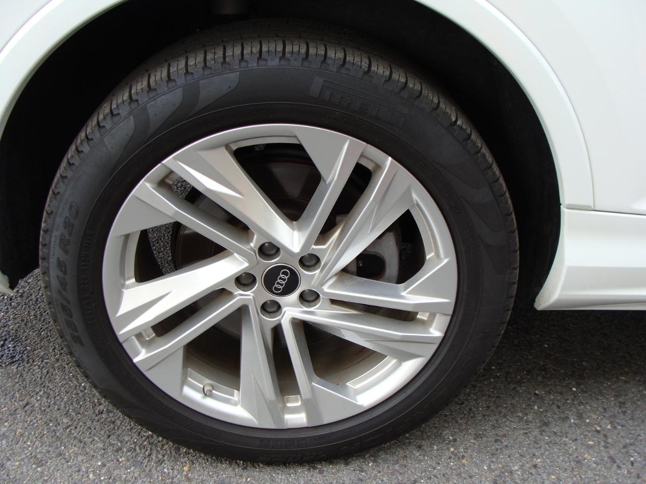 Audi Q7 Premium 55 TFSI quattro 2024