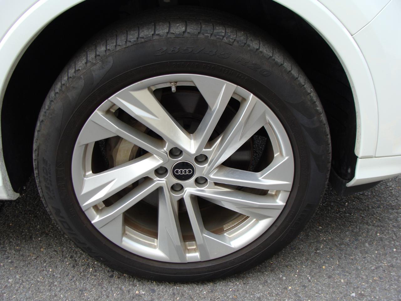 Audi Q7 Premium 55 TFSI quattro 2024