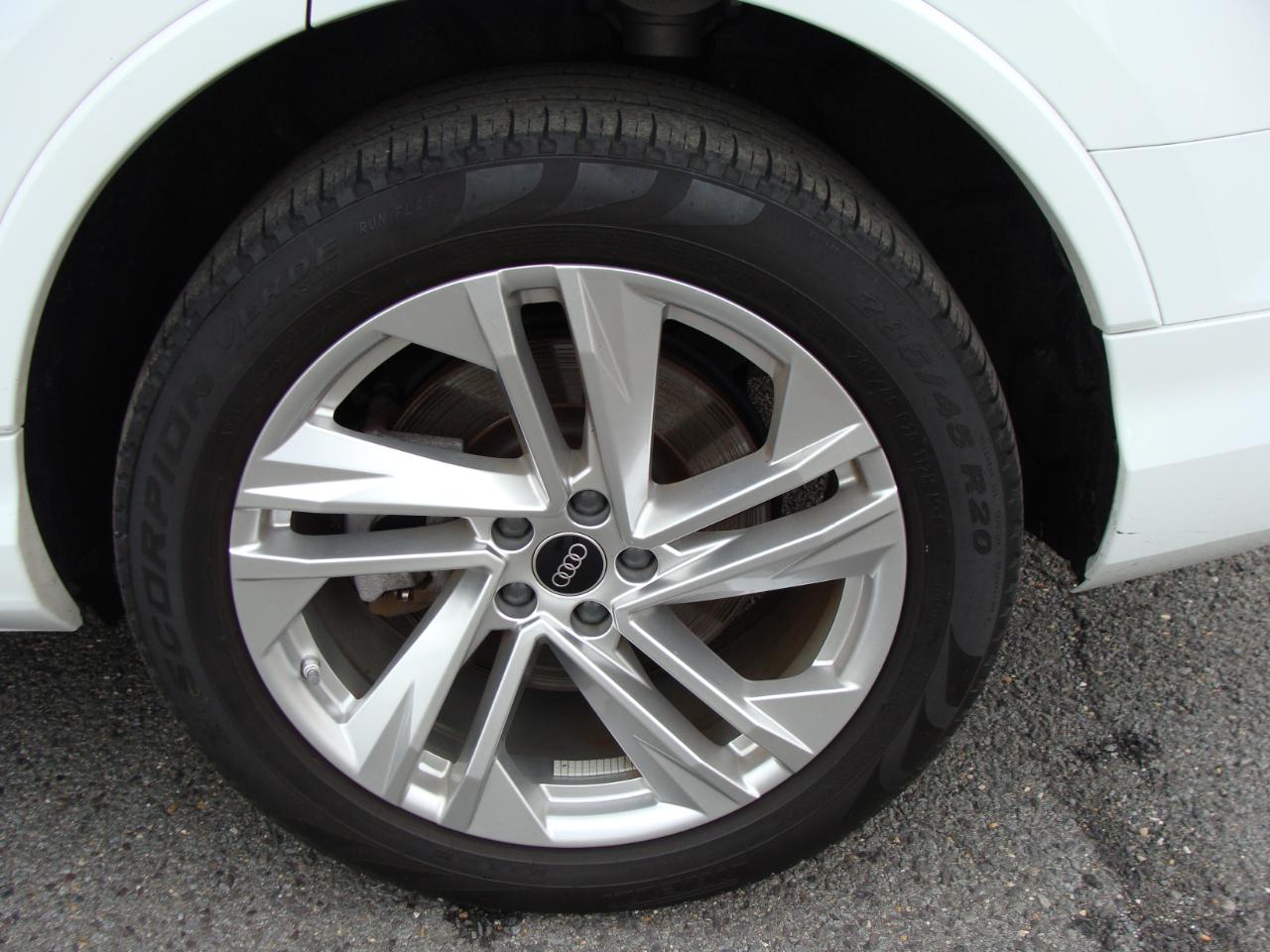 Audi Q7 Premium 55 TFSI quattro 2024