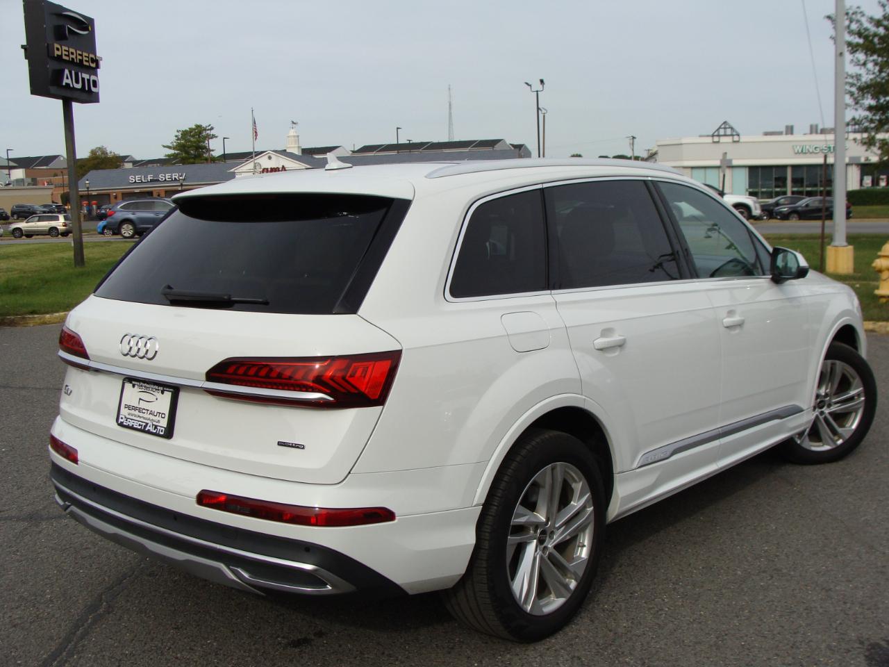 Audi Q7 Premium 55 TFSI quattro 2024