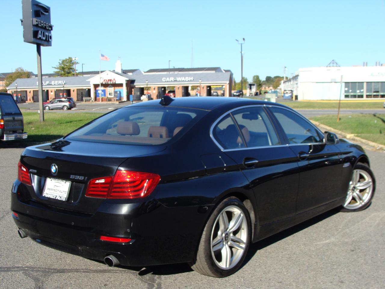 BMW 5 Series 4dr Sdn 535i xDrive AWD 2014