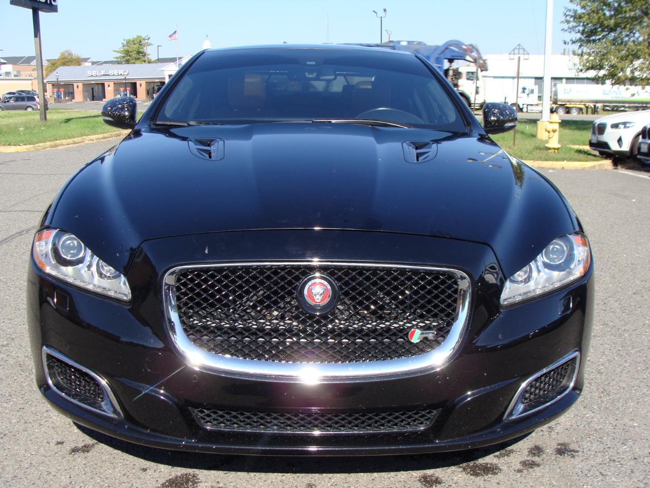 Jaguar XJ 4dr Sdn XJR RWD 2014