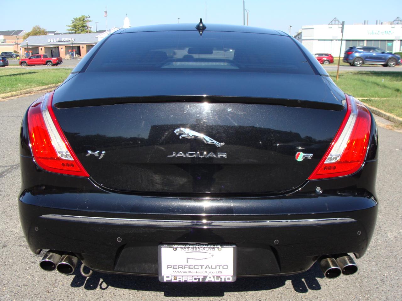 Jaguar XJ 4dr Sdn XJR RWD 2014