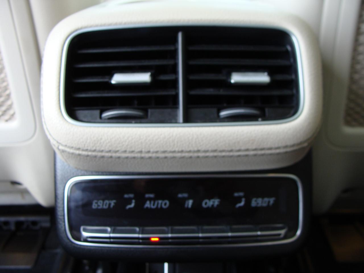 Mercedes-Benz GLS GLS 450 4MATIC SUV 2022