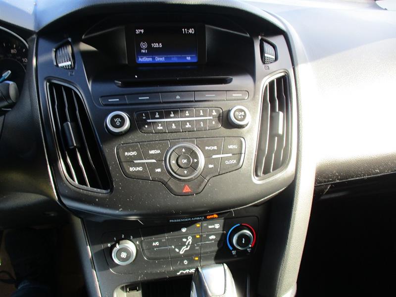 Ford Focus SE Sedan 2016