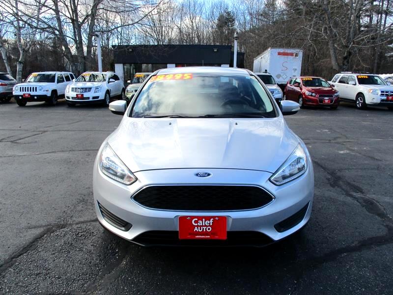 Ford Focus SE Sedan 2016