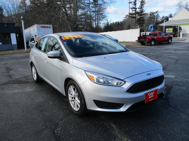 Ford Focus SE Sedan 2016