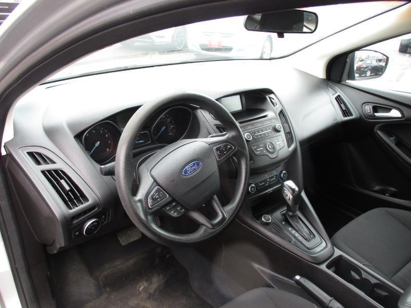 Ford Focus SE Sedan 2016
