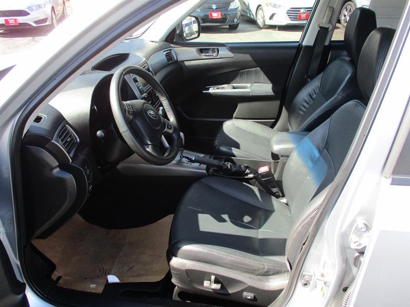 Subaru Forester 2.5X Limited 2013