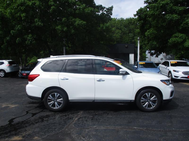 Nissan Pathfinder S 4WD 2019
