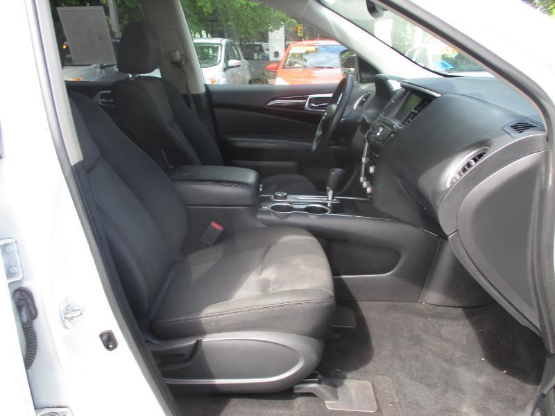 Nissan Pathfinder S 4WD 2019