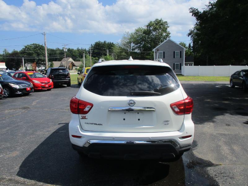 Nissan Pathfinder S 4WD 2019