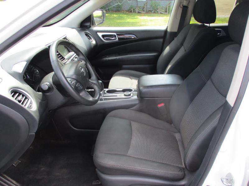 Nissan Pathfinder S 4WD 2019