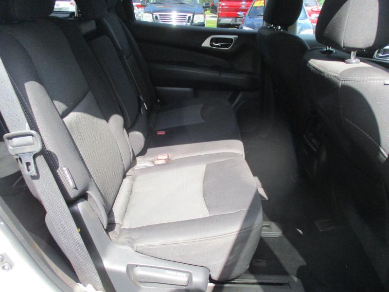 Nissan Pathfinder S 4WD 2019