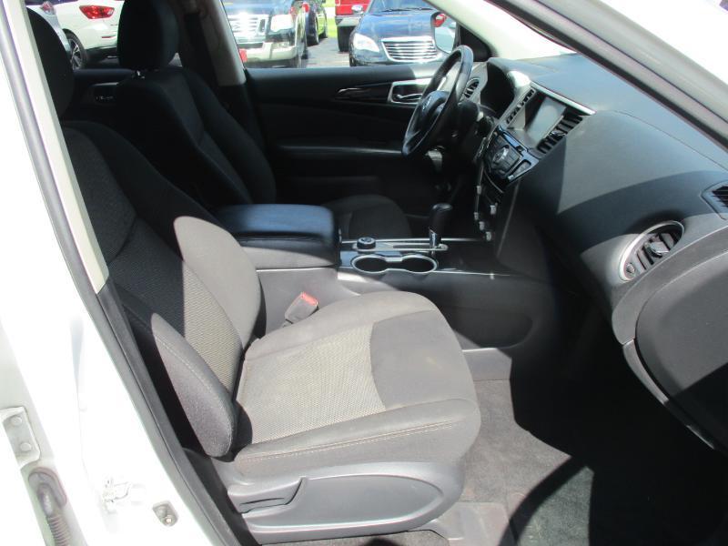 Nissan Pathfinder S 4WD 2019