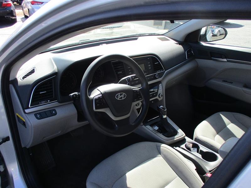 Hyundai Elantra SE 4D Sedan 2017