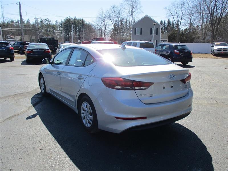 Hyundai Elantra SE 4D Sedan 2017