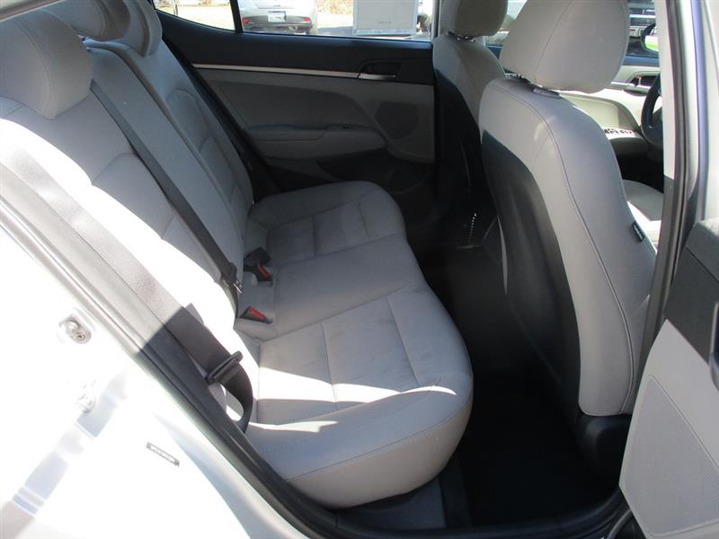 Hyundai Elantra SE 4D Sedan 2017