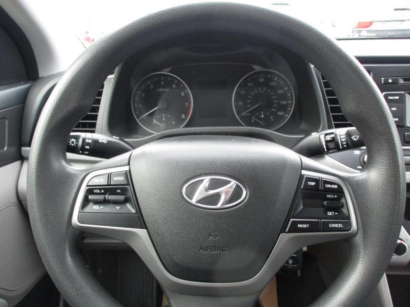 Hyundai Elantra SE 4D Sedan 2017