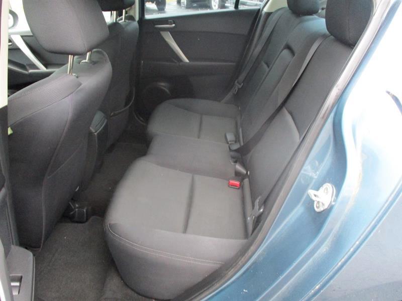 Mazda MAZDA3 s Grand Touring 4-Door 2010