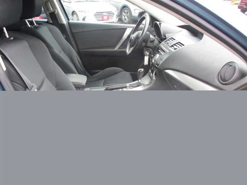 Mazda MAZDA3 s Grand Touring 4-Door 2010