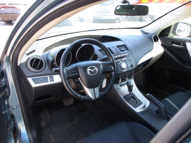 Mazda MAZDA3 s Grand Touring 4-Door 2010