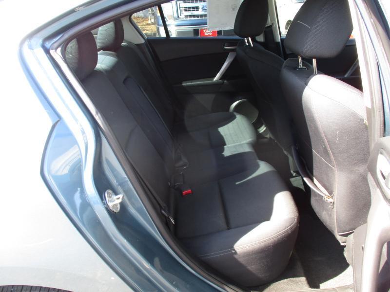 Mazda MAZDA3 s Grand Touring 4-Door 2010