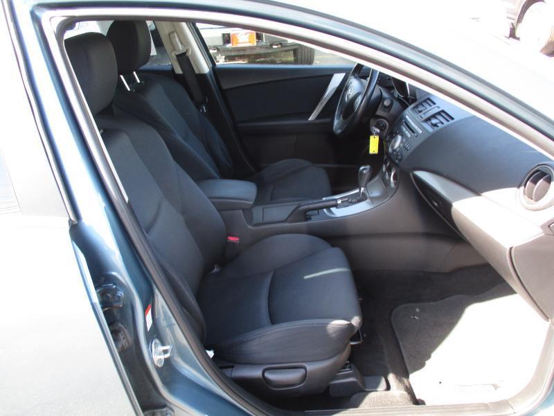 Mazda MAZDA3 s Grand Touring 4-Door 2010