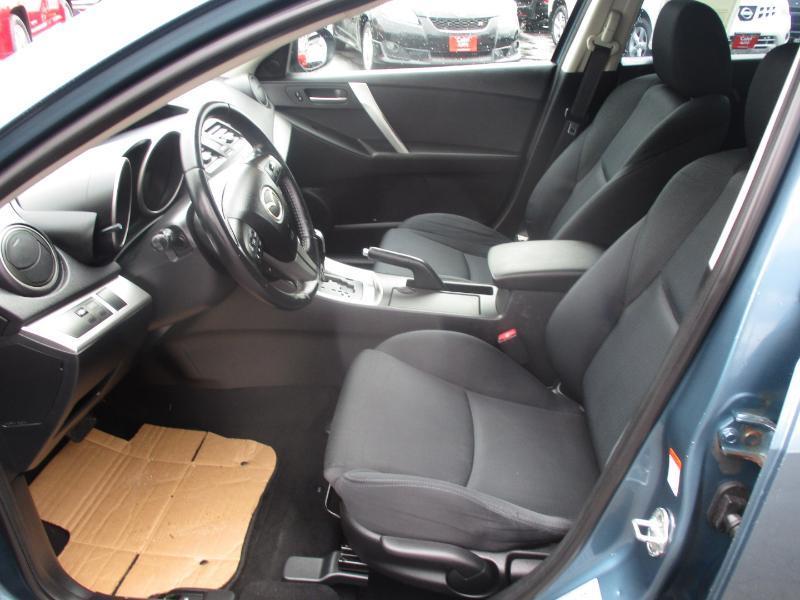 Mazda MAZDA3 s Grand Touring 4-Door 2010