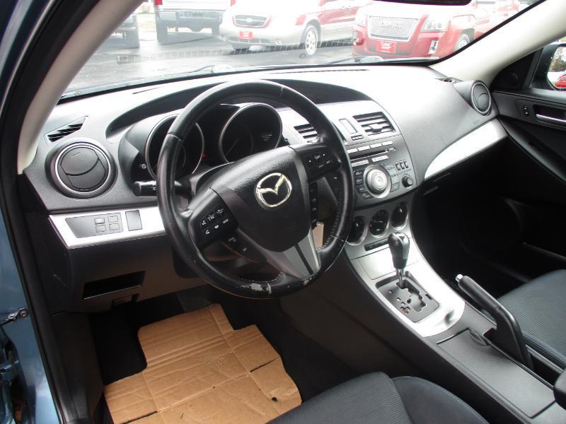 Mazda MAZDA3 s Grand Touring 4-Door 2010