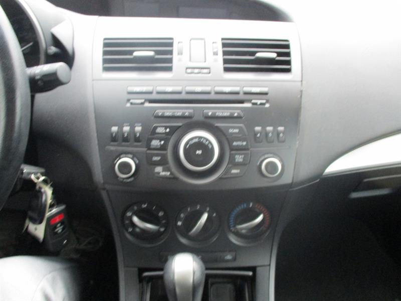 Mazda MAZDA3 s Touring 5-Door 2012