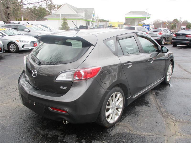 Mazda MAZDA3 s Touring 5-Door 2012