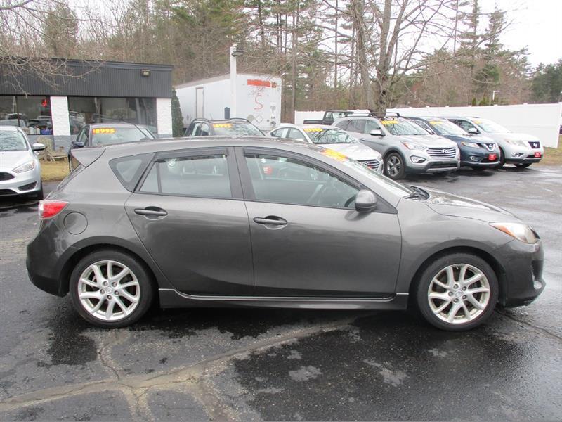 Mazda MAZDA3 s Touring 5-Door 2012
