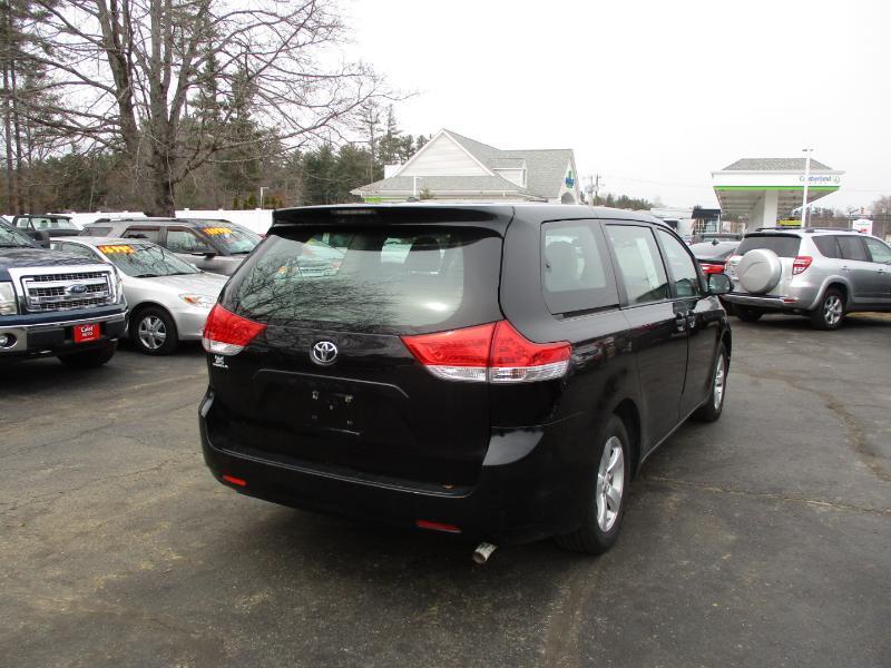 Toyota Sienna FWD 7-Passenger V6 2014
