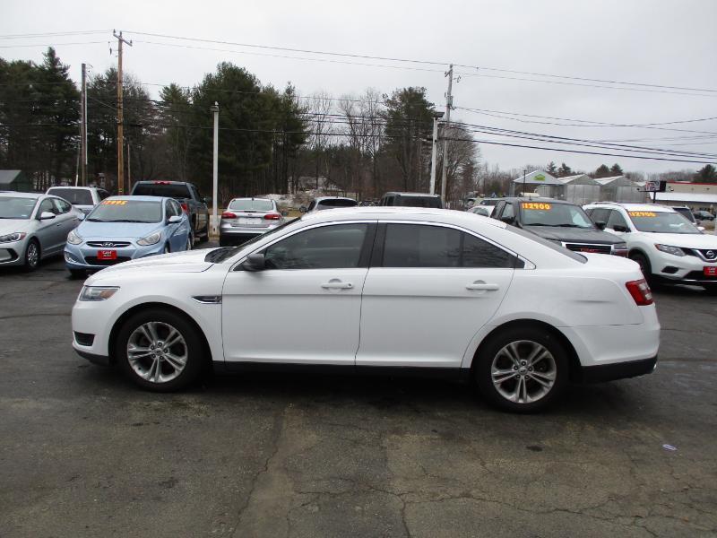 Ford Taurus SE FWD 2017