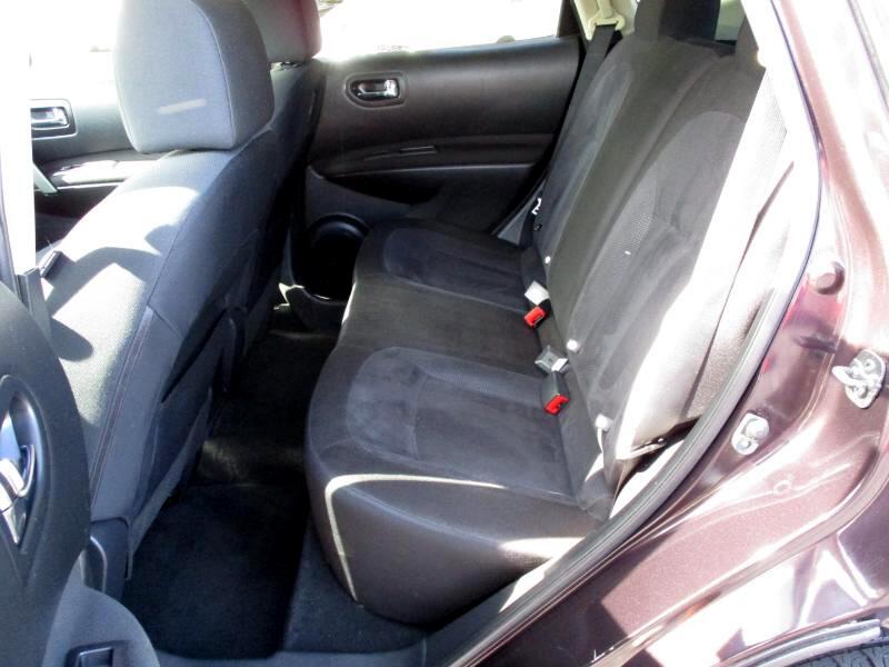 Nissan Rogue S AWD 2013 Nissan Rogue S AWD 2013