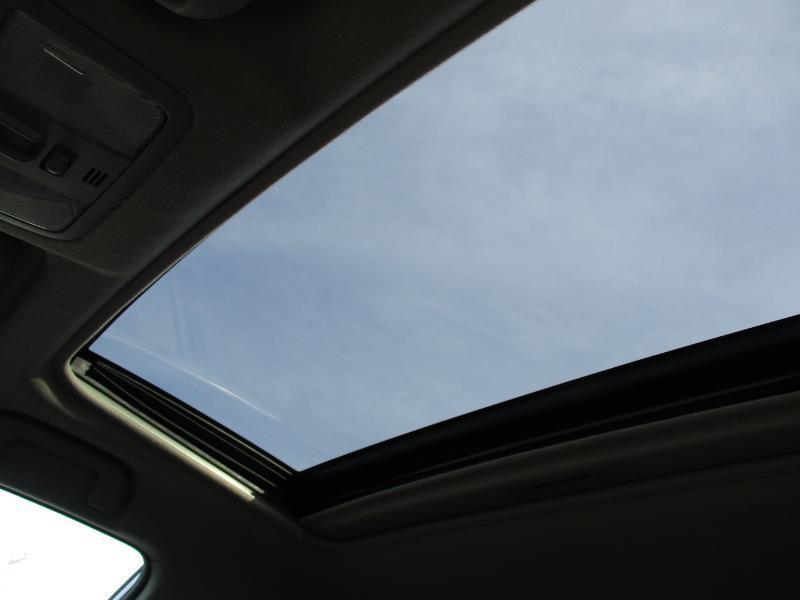 Toyota RAV4 Limited V6 4WD 2012