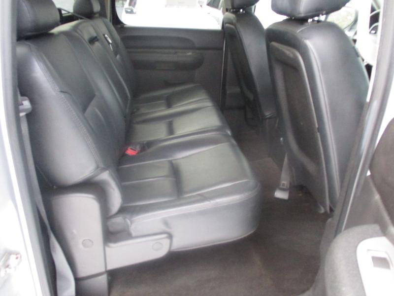 Chevrolet Silverado 1500 LT Crew Cab 4WD 2012