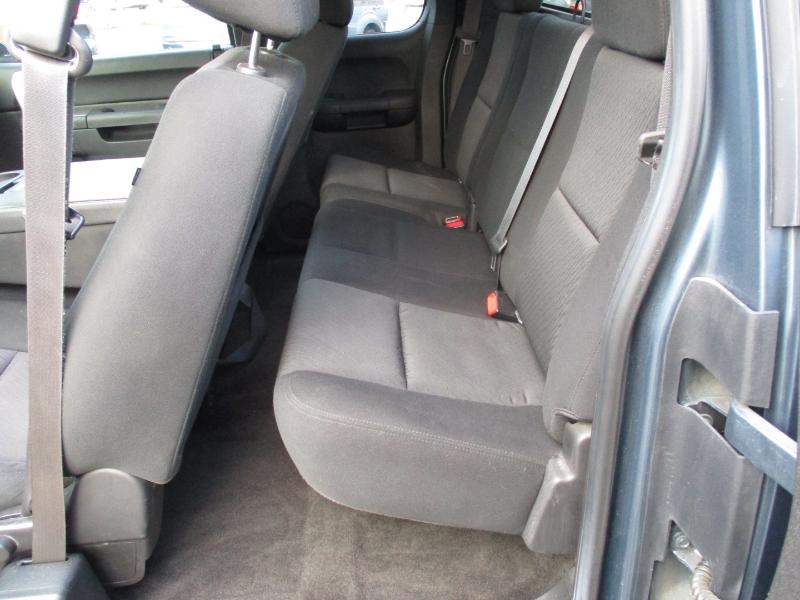 GMC Sierra 1500 SLE Ext. Cab 4WD 2011 GMC Sierra 1500 SLE Ext. Cab 4WD 2011