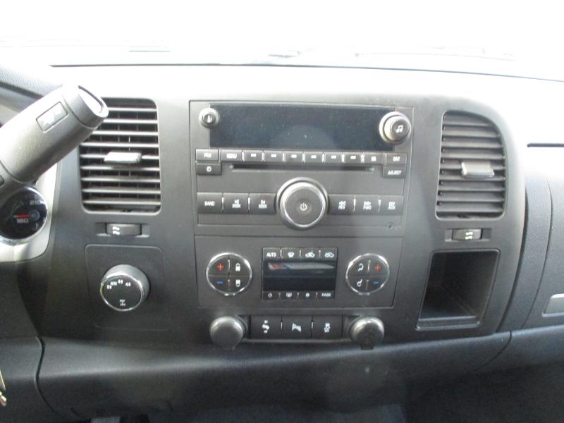 GMC Sierra 1500 SLE Ext. Cab 4WD 2011 GMC Sierra 1500 SLE Ext. Cab 4WD 2011