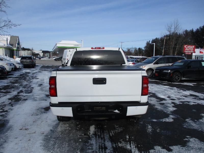 GMC Sierra 1500 SLE Crew Cab 4WD 2011