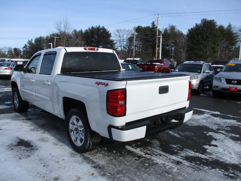 GMC Sierra 1500 SLE Crew Cab 4WD 2011