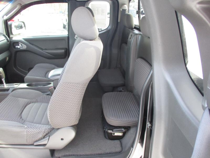 Nissan Frontier SE King Cab 4WD 2006